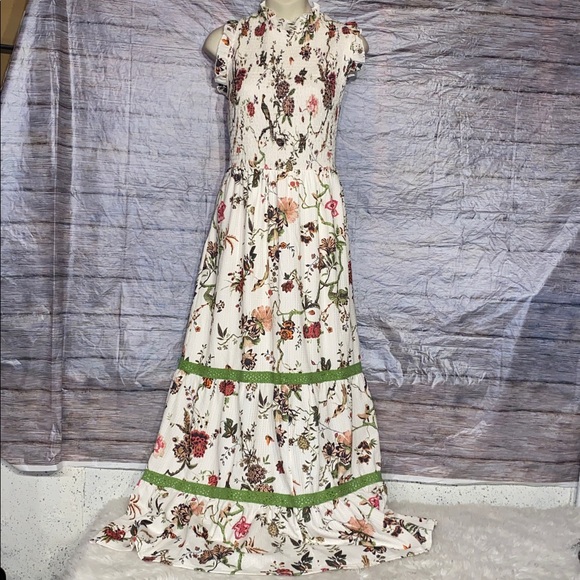 Cato Floral Print Maxi Dress with Pockets - Picture 5 of 9
